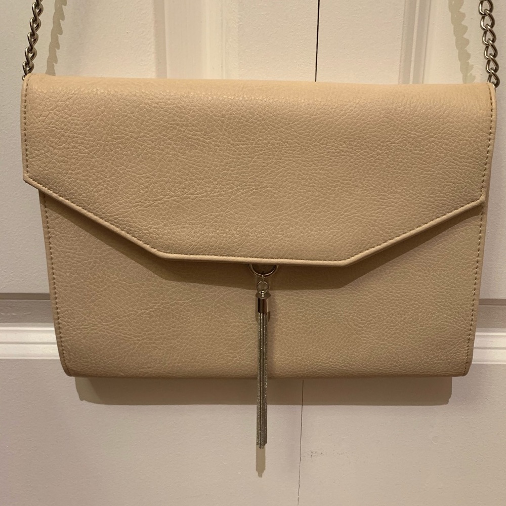 Express Nude Clutch with Silver Chain